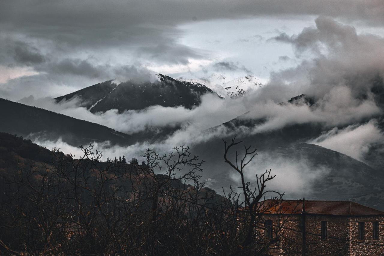 Ξενώνας Βυσωκά Калаврита Екстер'єр фото